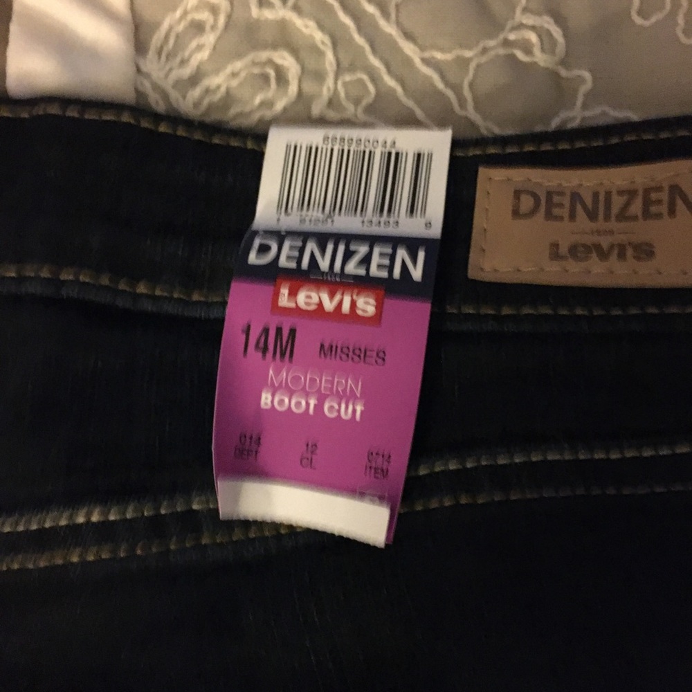 Levi’s Denizen, 14, bootcut jeans